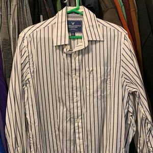 American eagle button down shirt
